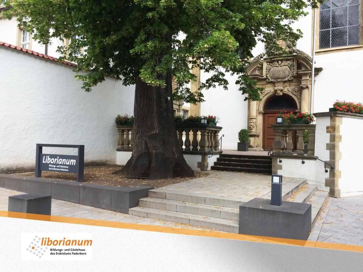Bildungs- Und Tagungshaus Liborianum Hotell Paderborn Exteriör bild