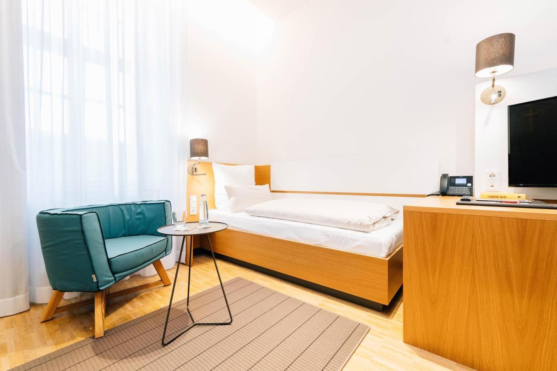 Bildungs- Und Tagungshaus Liborianum Hotell Paderborn Exteriör bild